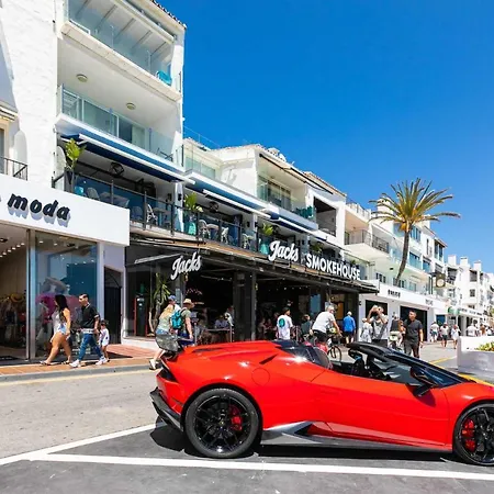 Marbella Home Rentals - Marina Banus, Puerto Banus, 2Br Apartment, Parking & Pool