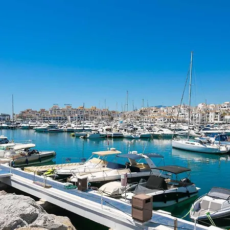 Marbella Home Rentals - Marina Banus, Puerto Banus, 2Br Apartment, Parking & Pool 公寓 *