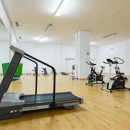 Marbella Home Rentals - Marina Banus, Puerto Banus, 2Br Apartment, Parking & Pool Μαρμπέλλα