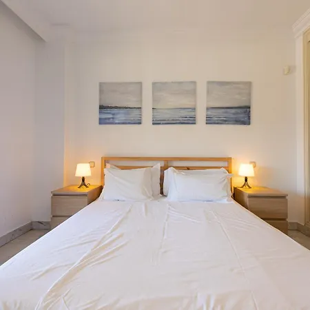 Marbella Home Rentals - Marina Banus, Puerto Banus, 2Br Apartment, Parking & Pool Διαμέρισμα Μαρμπέλλα