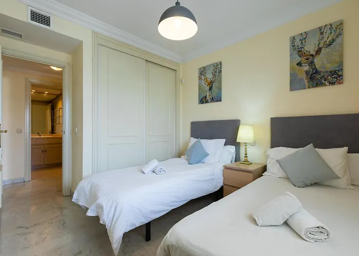 アパート - Marina Banus, Puerto Banus, 2br Apartment, Parking & Pool マルベーリャ